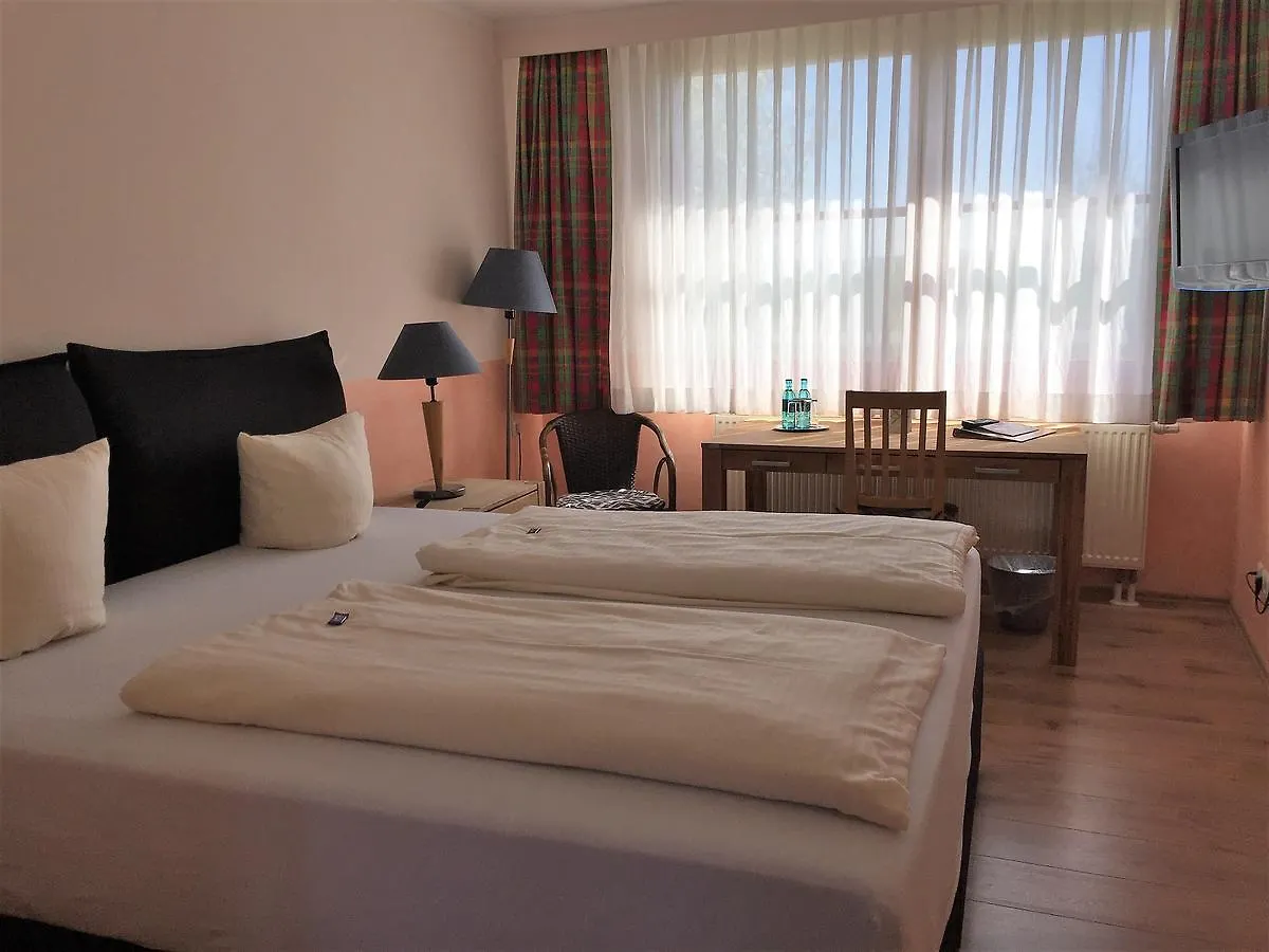 Hotel Frankenhoehe Aurach 3*,