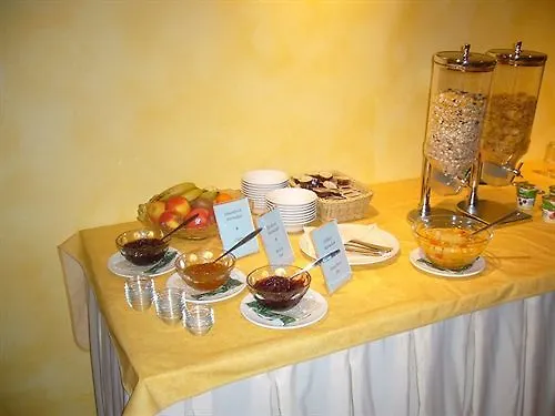 Hotel Frankenhoehe Aurach 3*,